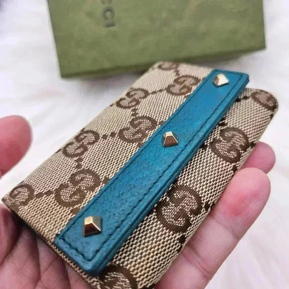 Gucci Canvas Monogram Studded leather  6 Key Holder case - Picture 4 of 15